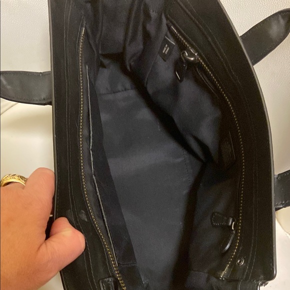 COACH Elegant Black Leather Handbag - Picture 7 of 14